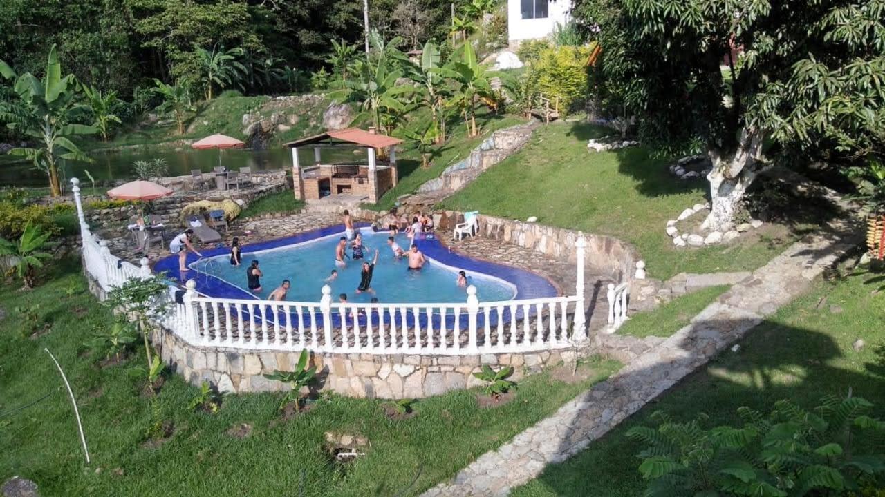 Finca Campestre Rancho Alegre Hotel Fusagasuga Bagian luar foto